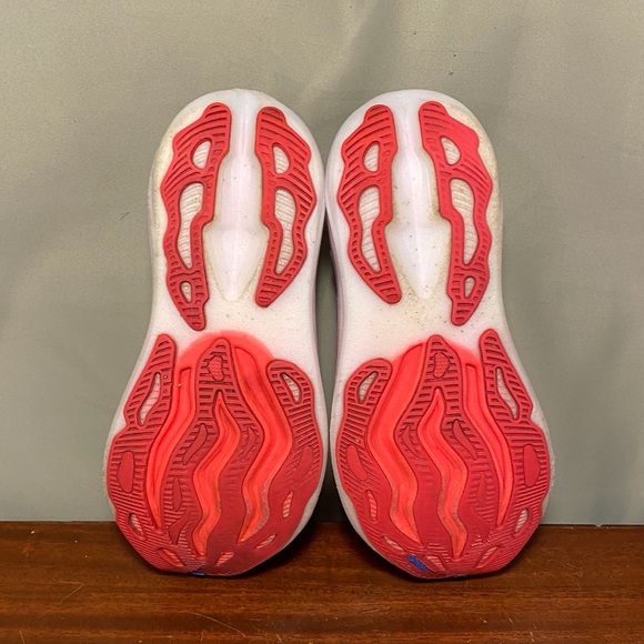 Brooks Glycerin Max Women’s 7.5 M White Black Diva Pink Running Road Sneakers - Picture 6 of 8